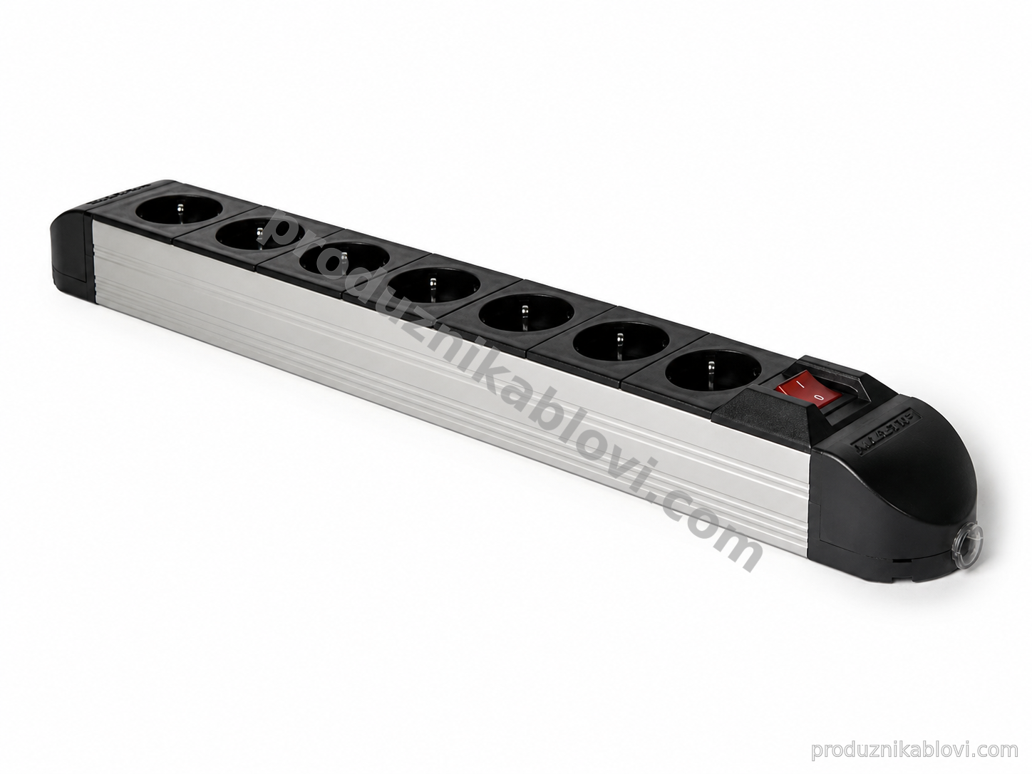 MULTIP SWITCH 7 utičnica / 1,4m